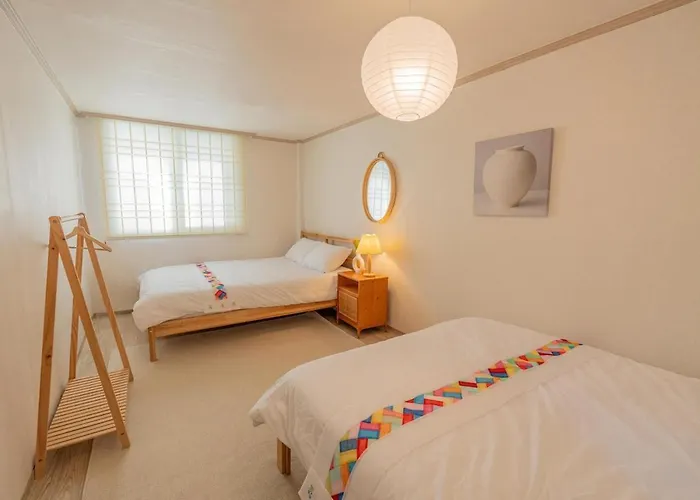 1m Walk Stn, 3br,12pax, Near The Airport Bus, Ddp 15 Mins 아파트 서울특별시